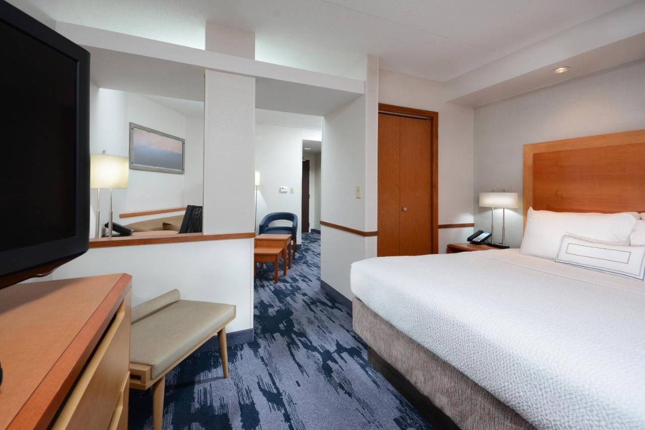 Fairfield Inn & Suites By Marriott Charlottesville North Exteriér fotografie