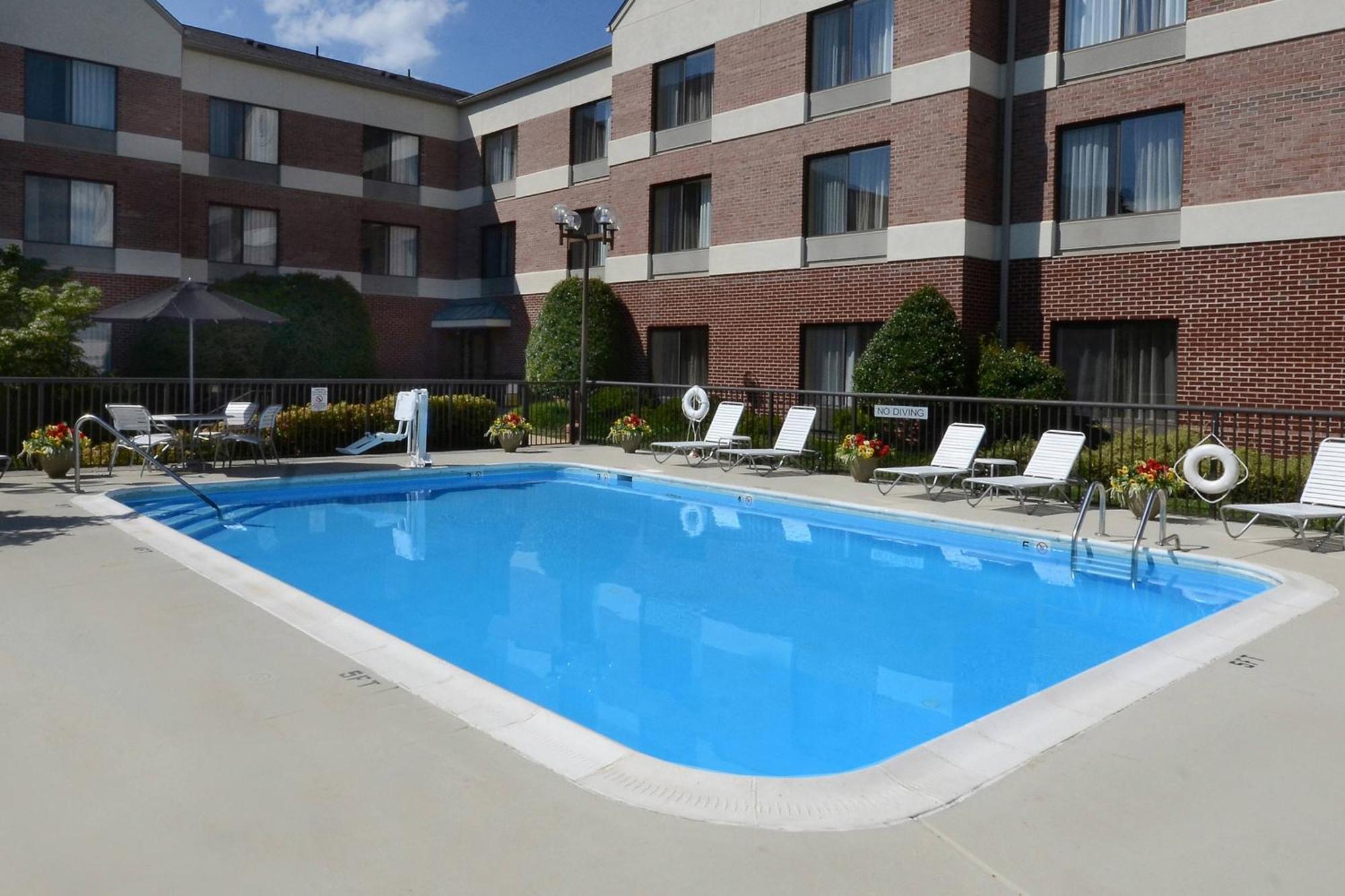 Fairfield Inn & Suites By Marriott Charlottesville North Exteriér fotografie